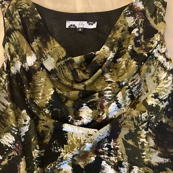 Lily Sleeveless Blouse with Draped Cowl Neckline in Abstract Print. Size Small. - Picture 2 of 5